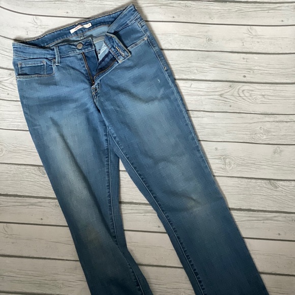 Levi’s Jeans - Picture 2 of 2